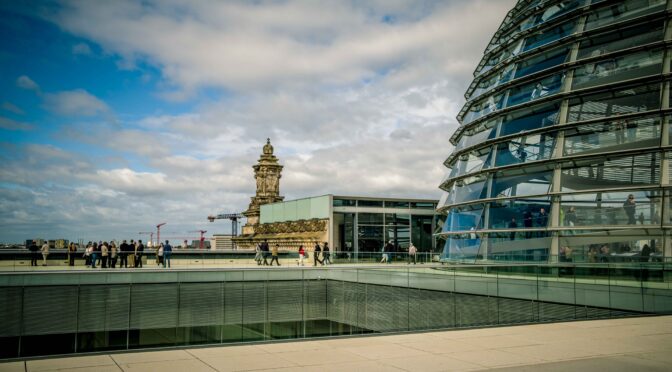 BERLIN – BRIGHT LIGHTS AND DARK SHADOWS